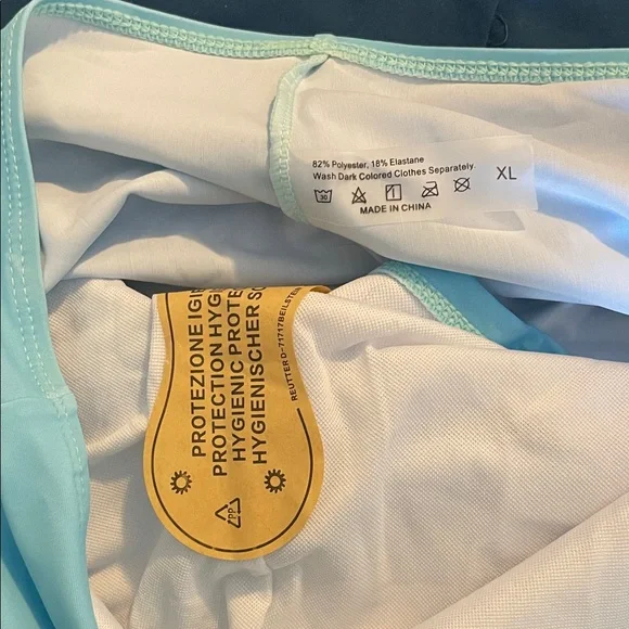 Tropical Two-Piece Bathing suit, XL - Picture 7 of 8